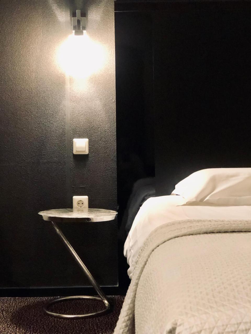 Hotel Померлош Экстерьер фото